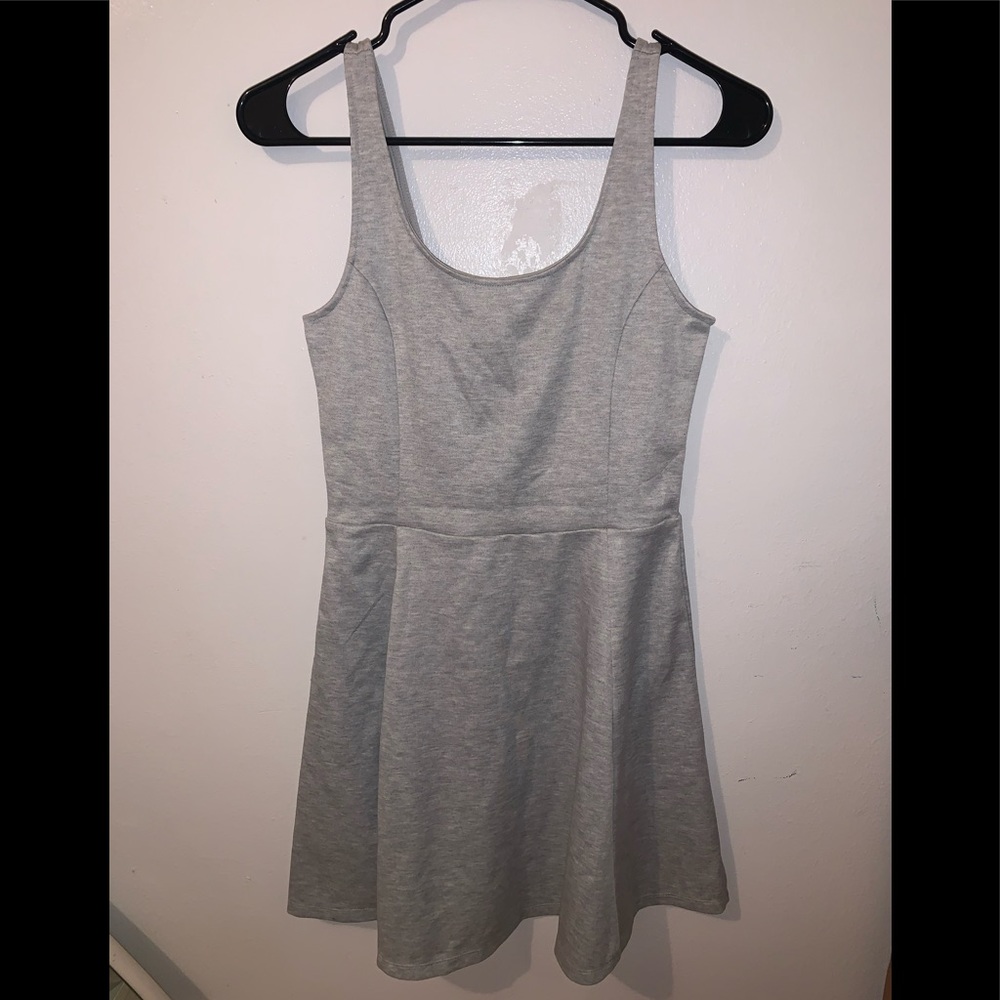 💙 H&M Skater Dress